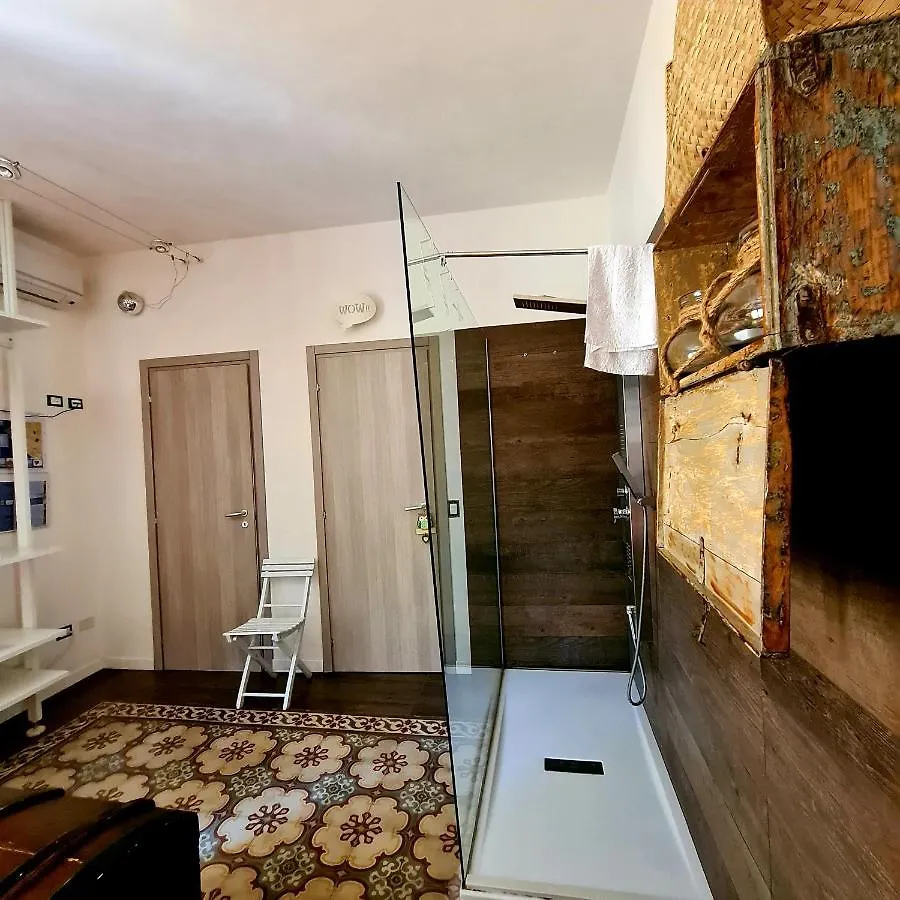 Controvento B&B Marsala 0*,