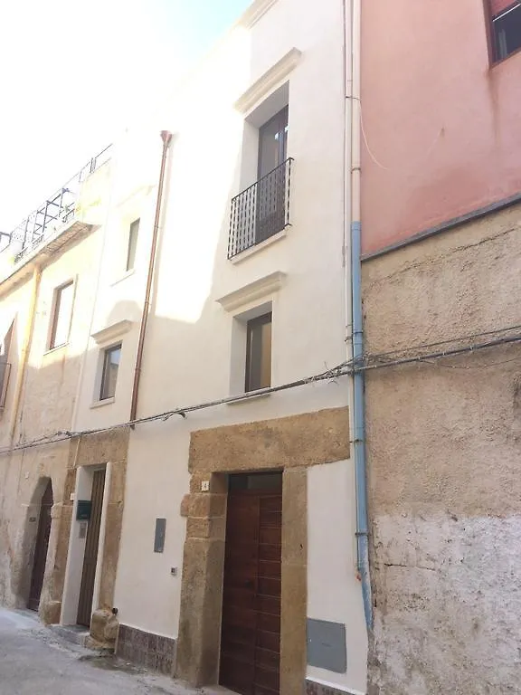 Controvento B&B Marsala Bed & Breakfast